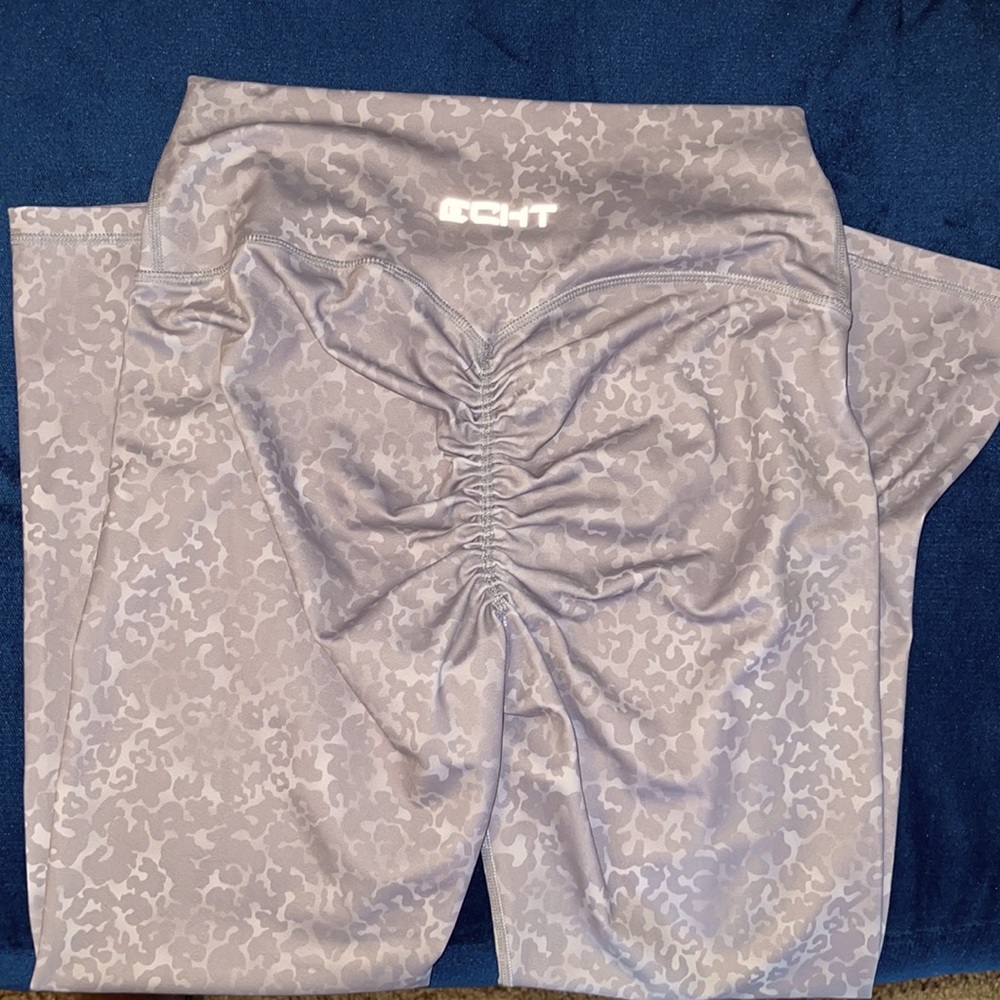 ECHT scrunch booty workout pants